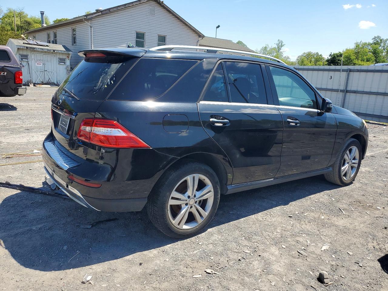 Mercedes-Benz M-Class 350