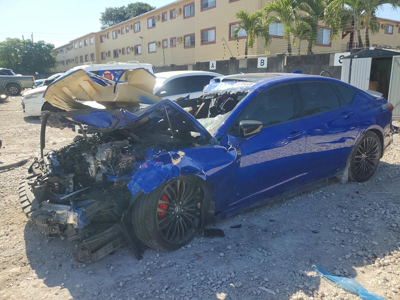 Salvage Acura TLX Image