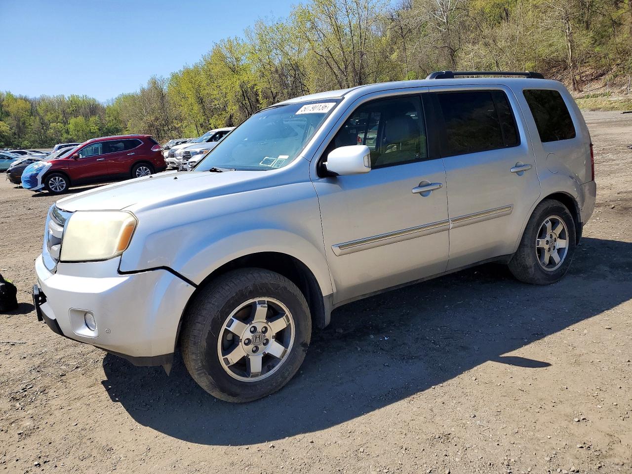 Salvage Honda Pilot Image