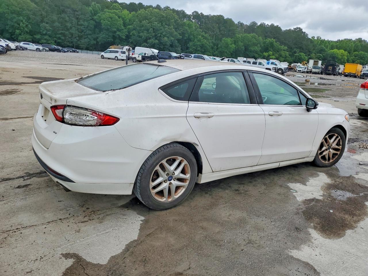 Ford Fusion Se