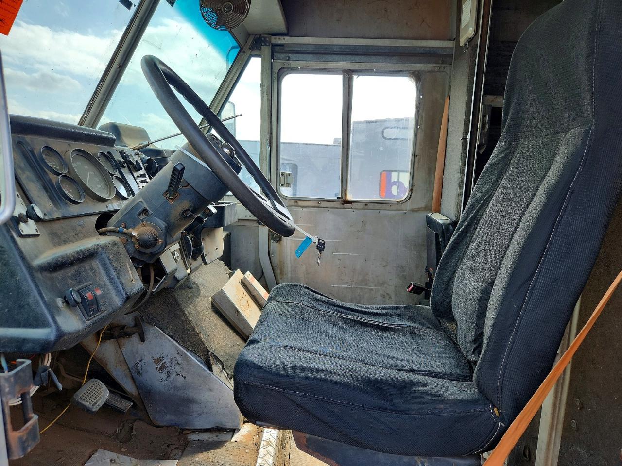 Freightliner Mt45