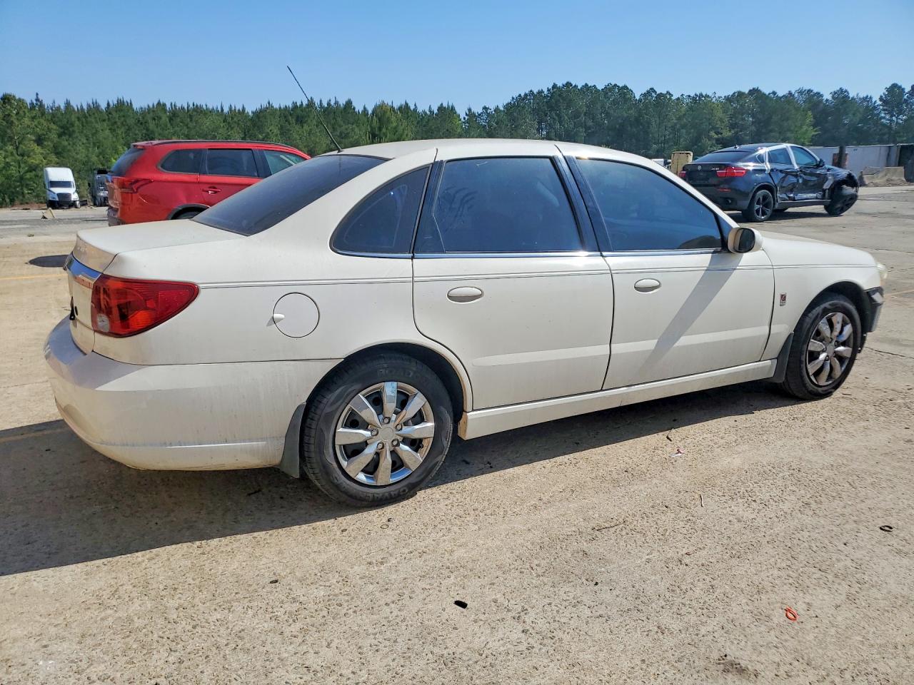 Saturn L200