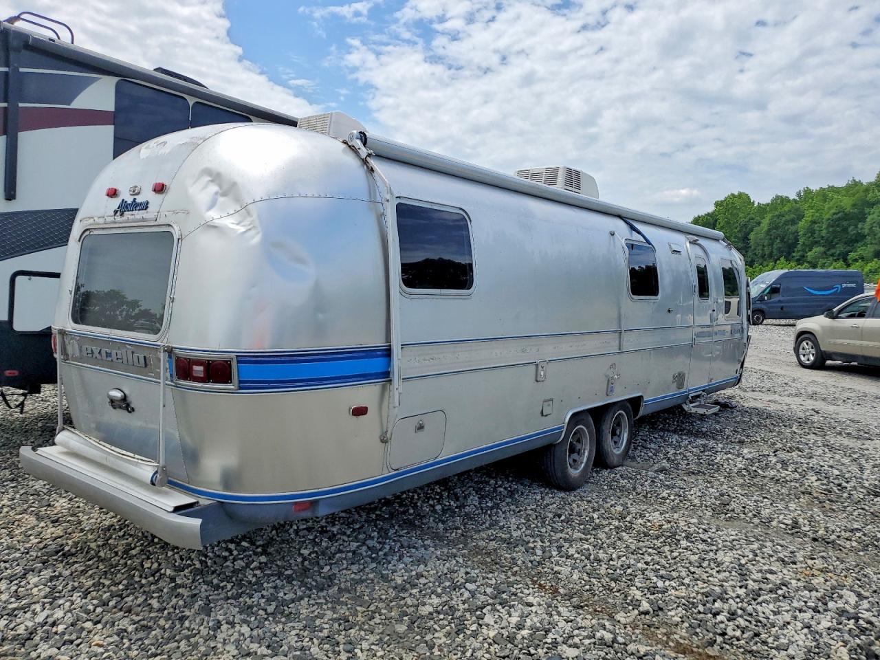 Airstream Excella
