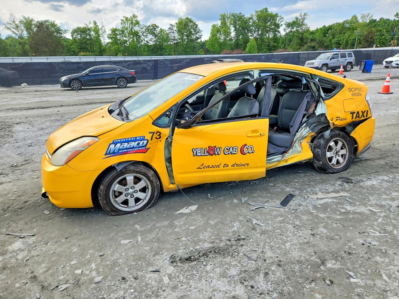 Salvage Toyota Prius Image