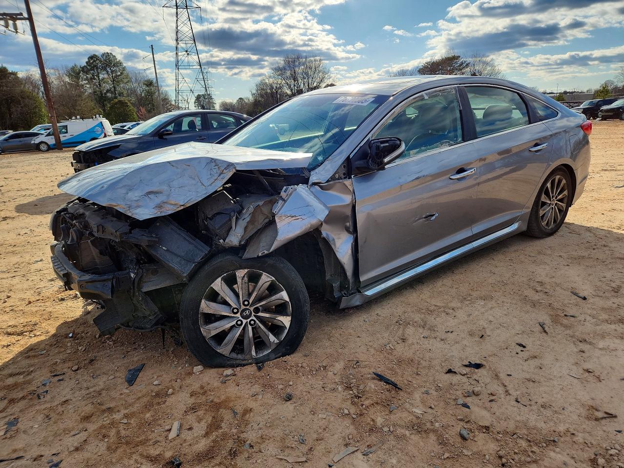 Salvage Hyundai SONATA Image