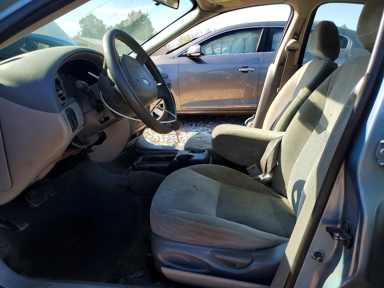 Ford Taurus Se