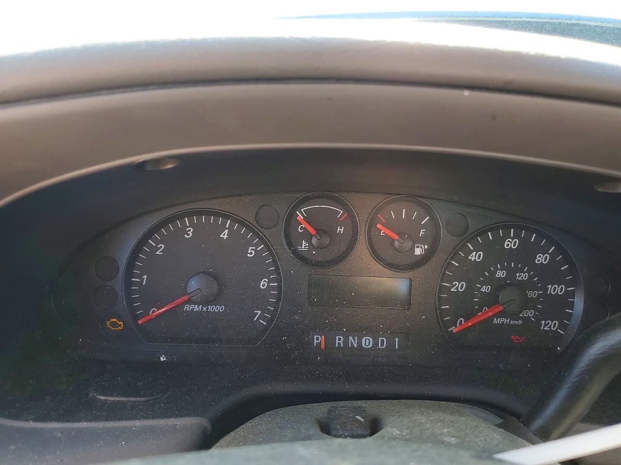 Ford Taurus Se