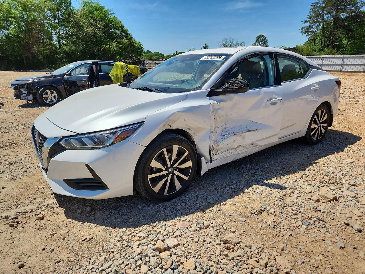 Salvage Nissan Sentra Image