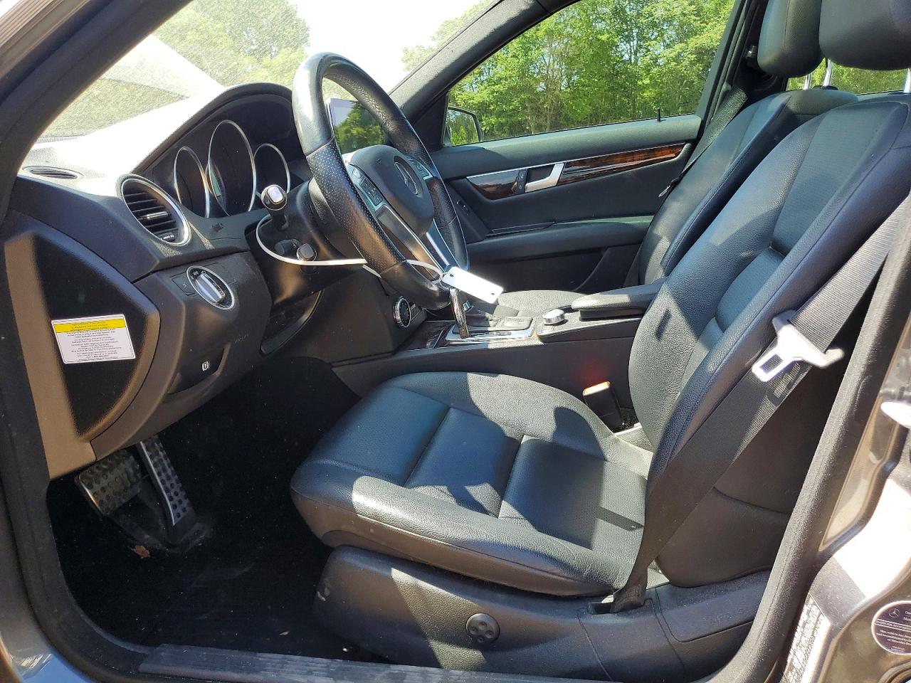 Mercedes-Benz C-Class 300 4matic