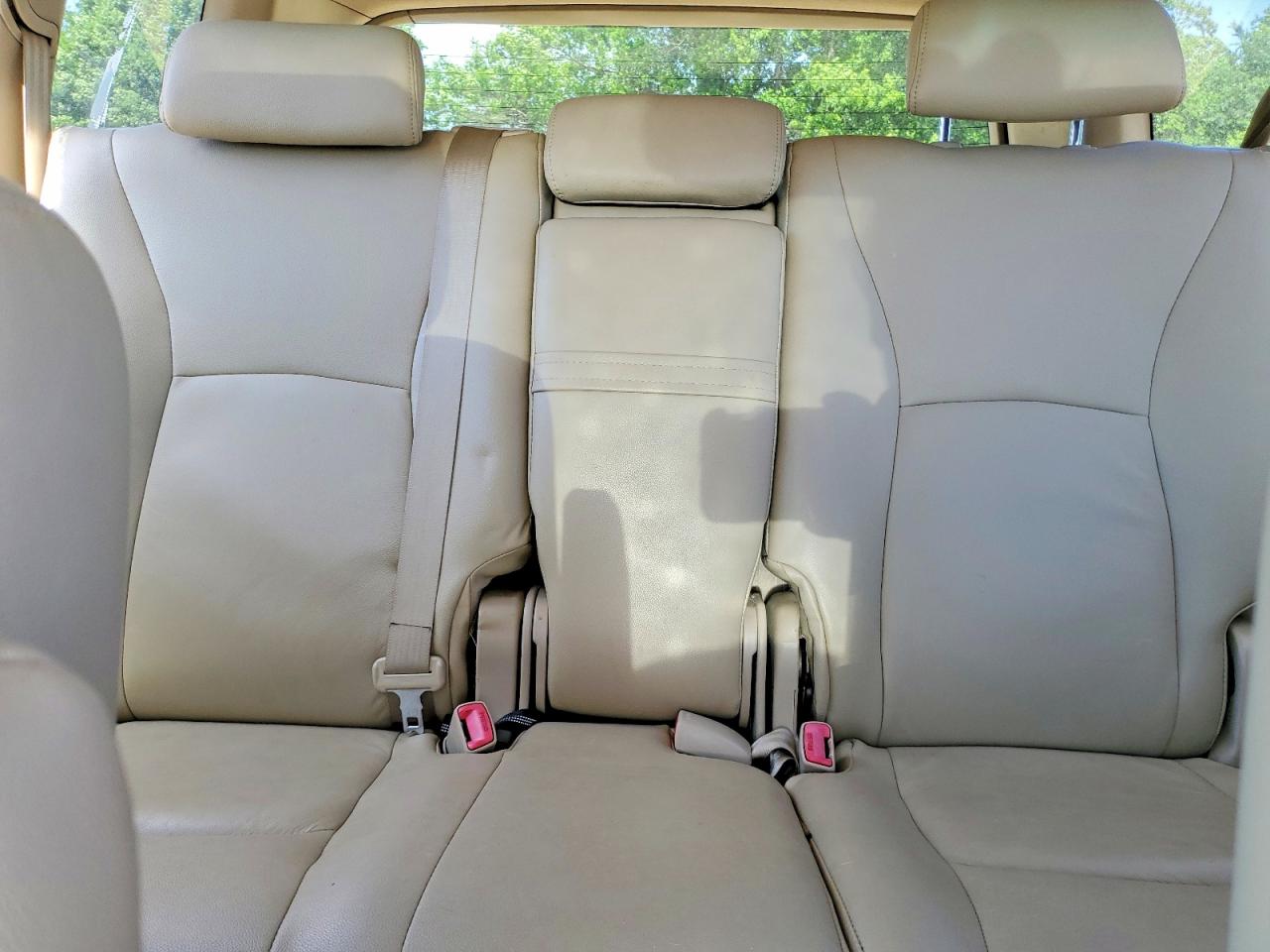 Toyota Highlander Sport