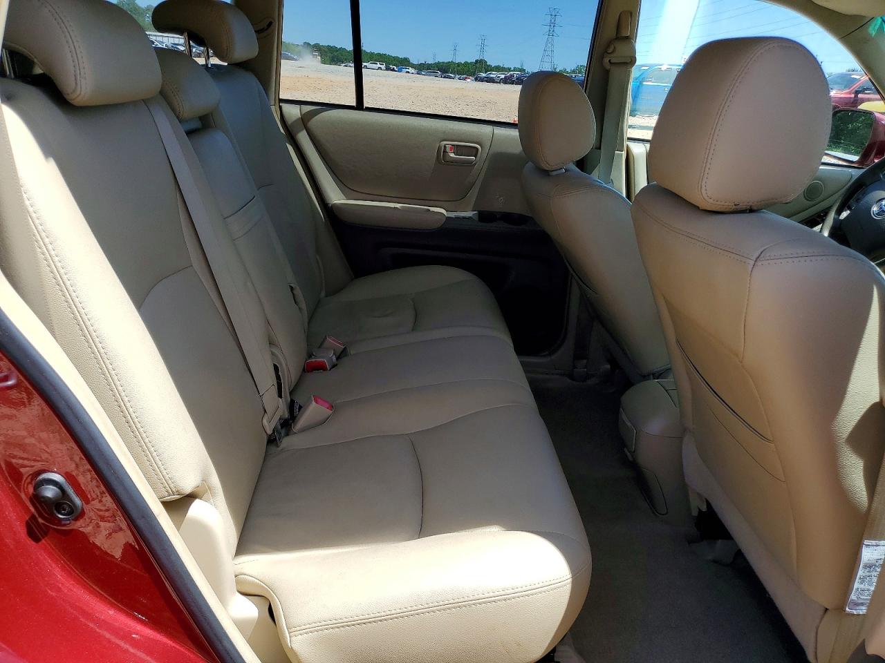 Toyota Highlander Sport