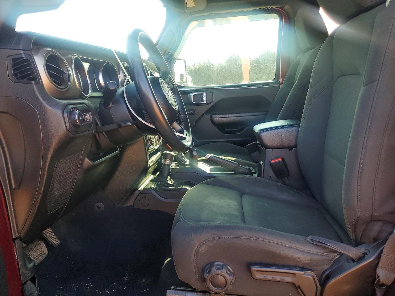 Jeep Wrangler Sport