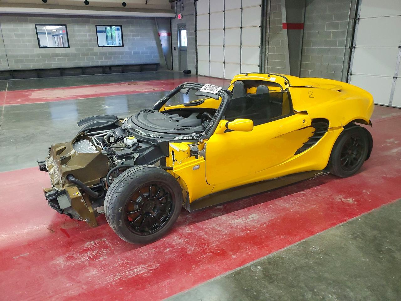 Salvage Lotus Elise Image