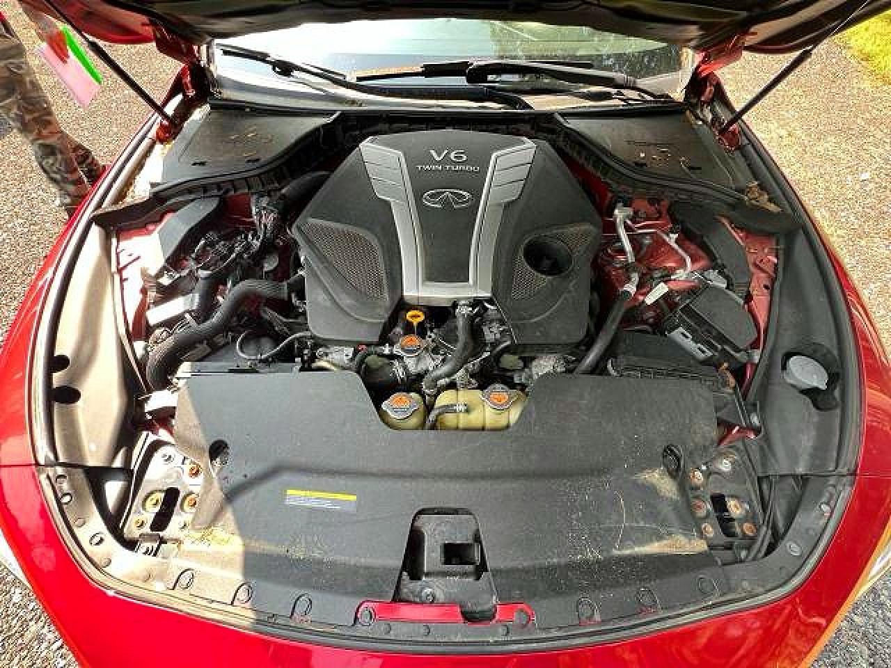 INFINITI Q60 Red Sport 400