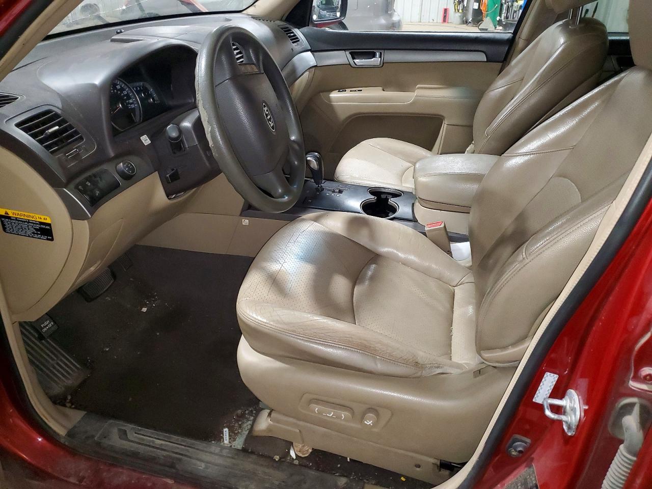 Kia Borrego Lx