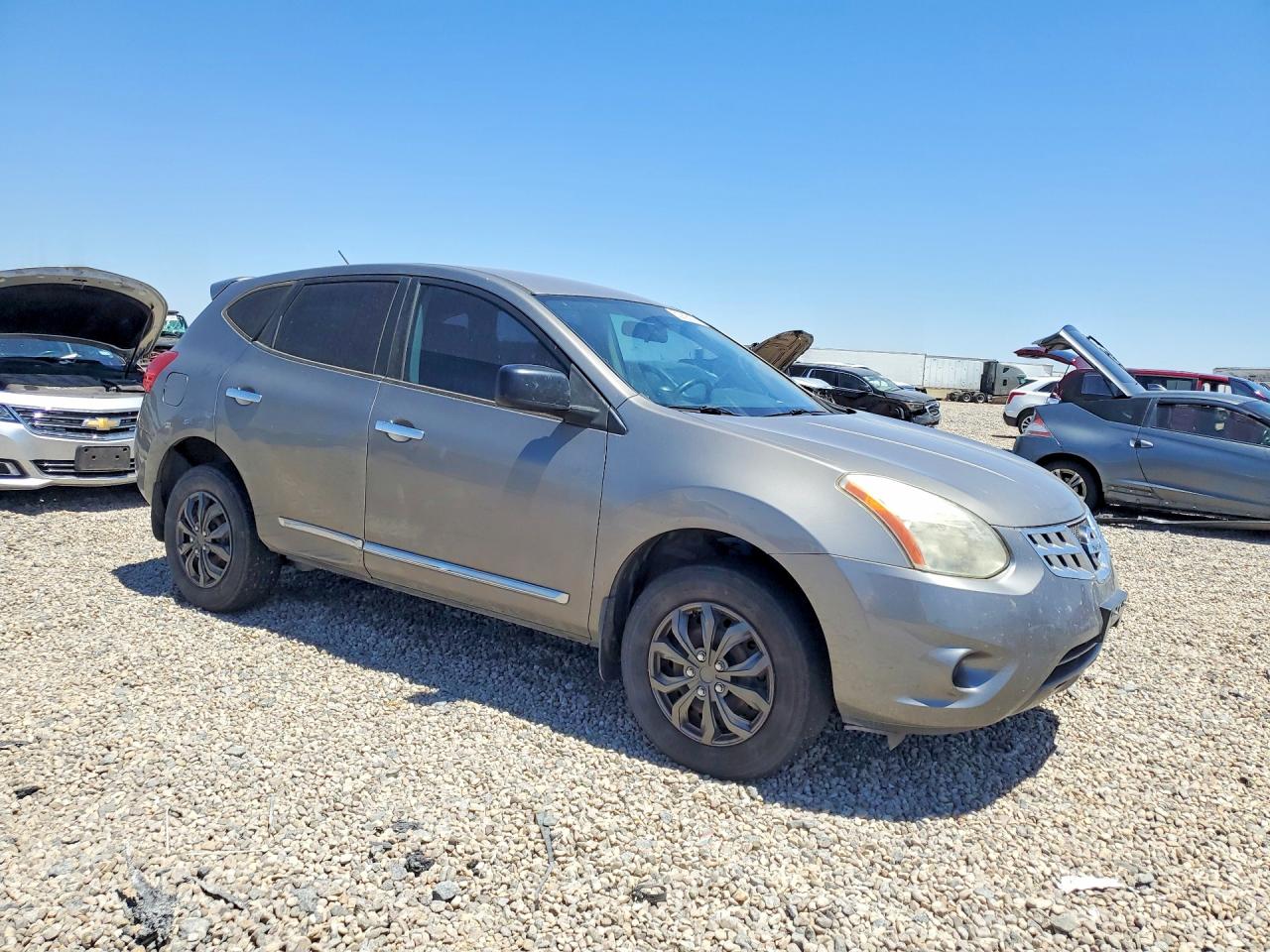 Nissan Rogue S