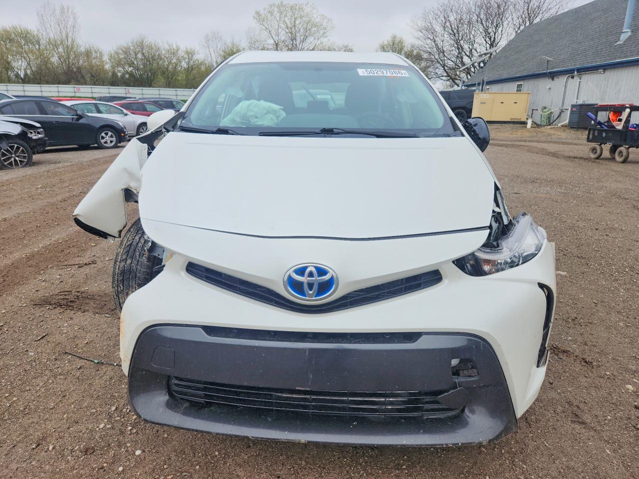 Toyota Prius v Two