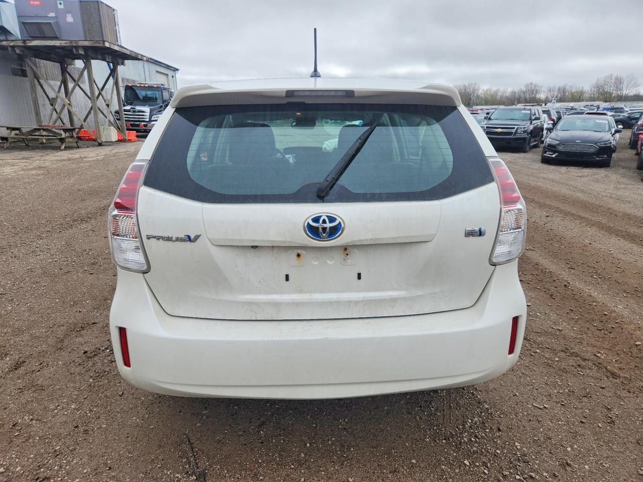 Toyota Prius v Two