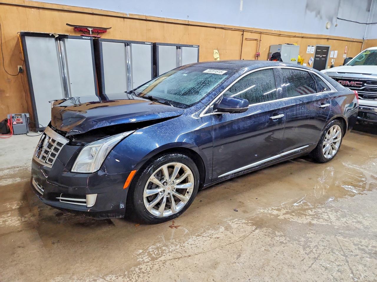 Salvage Cadillac XTS Image