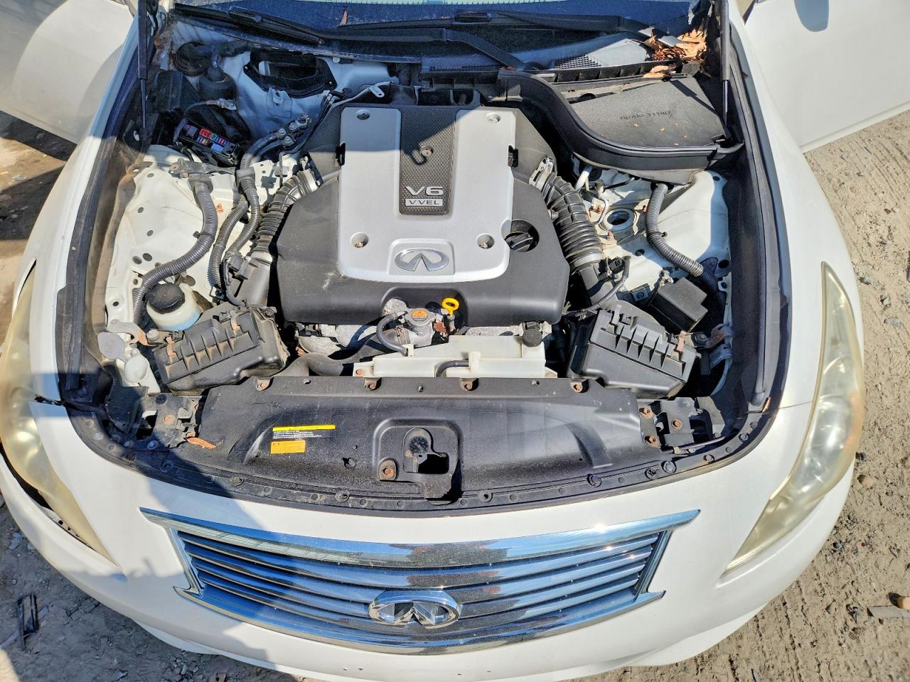 INFINITI G37 X