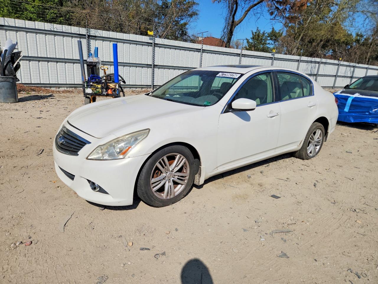 Salvage INFINITI G37 Image