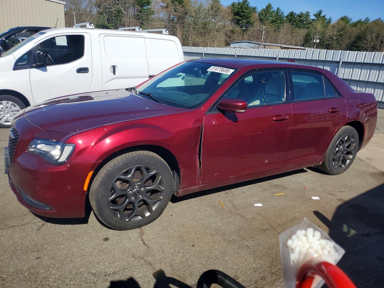 Salvage Chrysler 300 Image