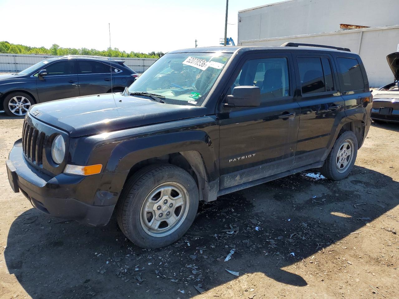 Salvage Jeep Patriot Image