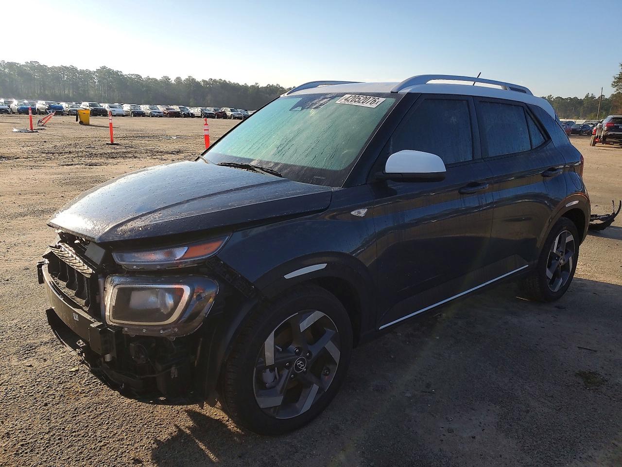 Salvage Hyundai VENUE Image