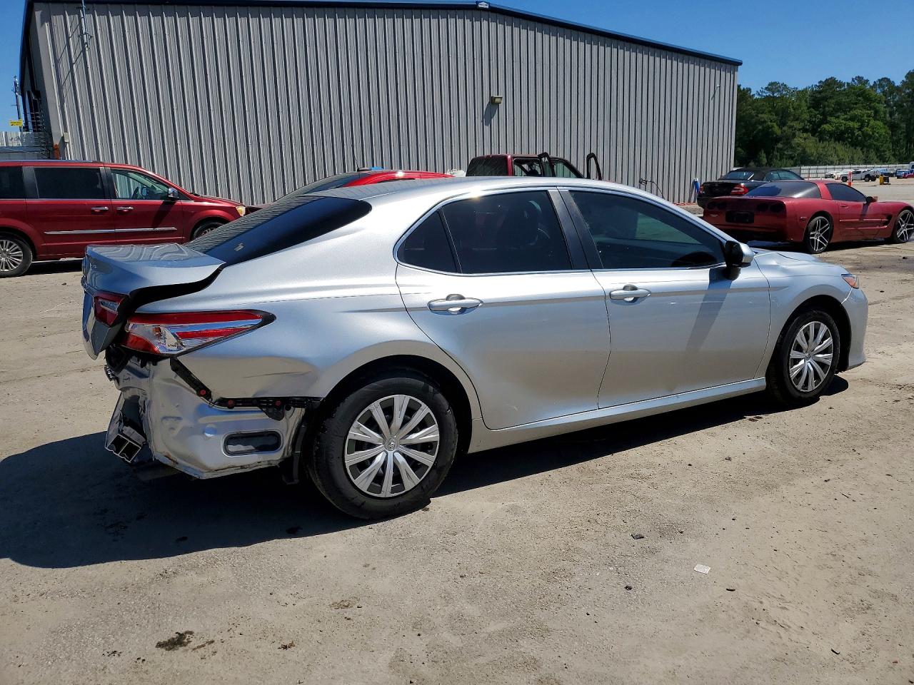 Toyota Camry L