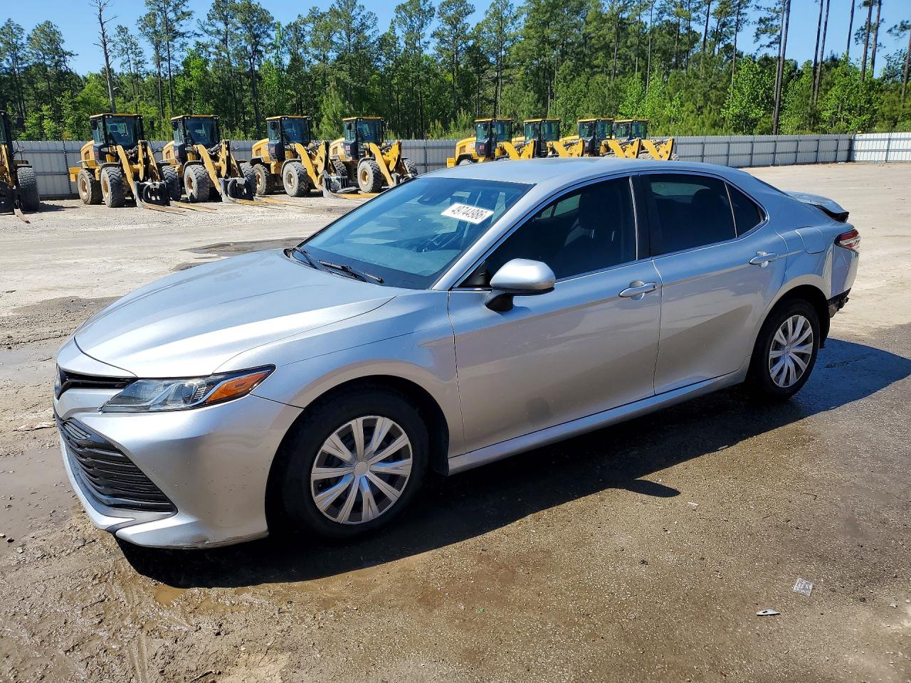Salvage Toyota Camry Image