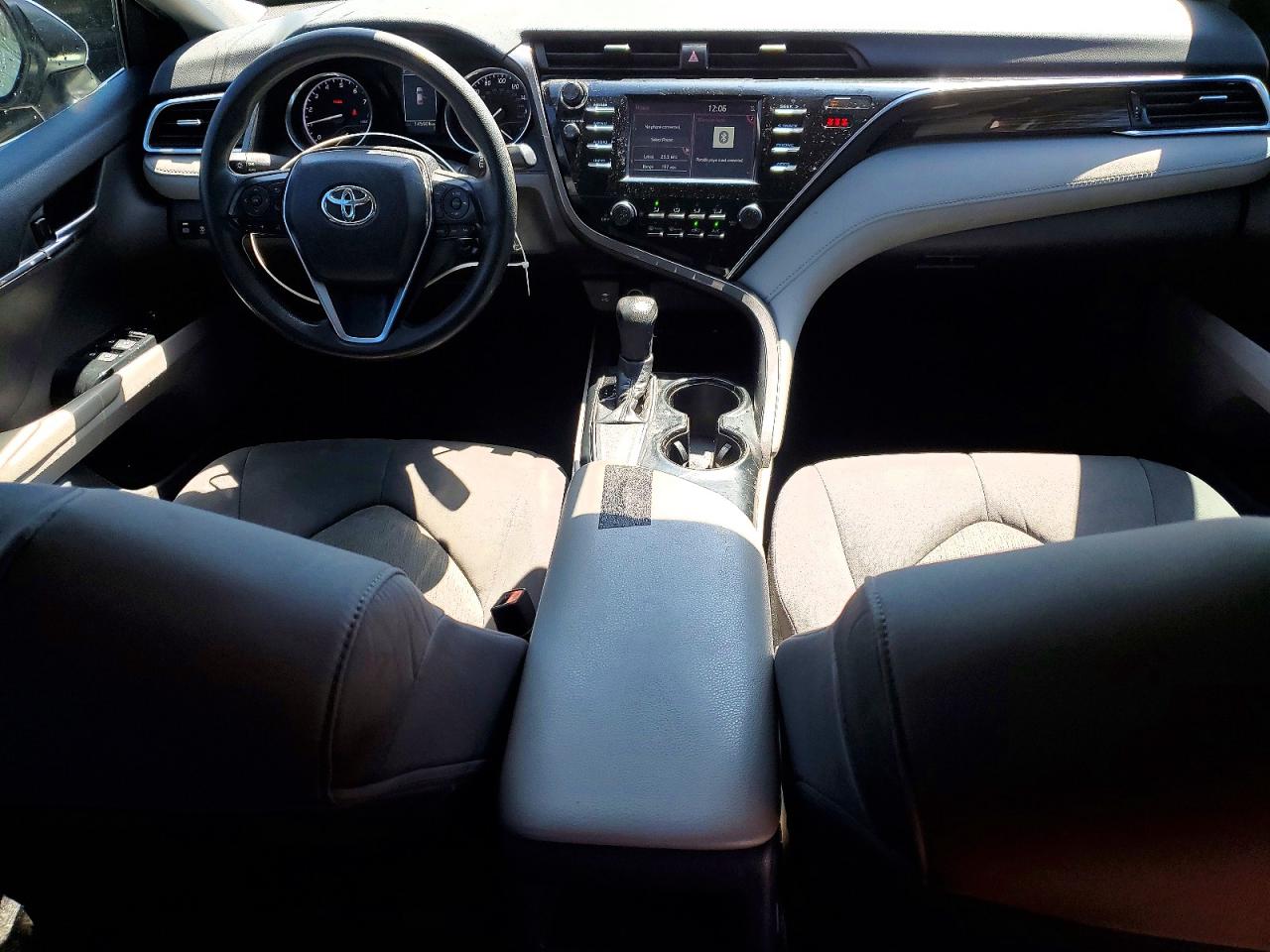 Toyota Camry L
