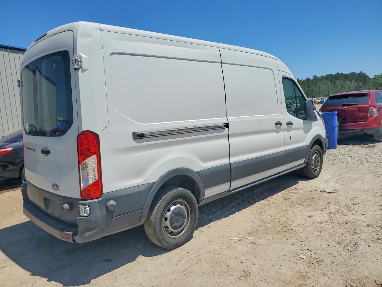 Ford Transit T-250