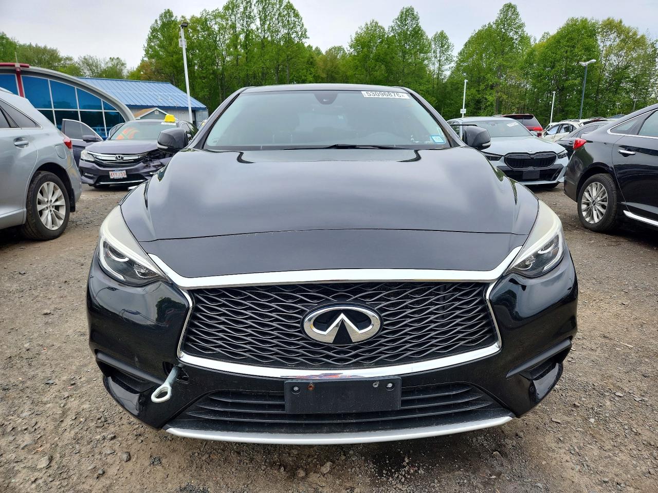 INFINITI Qx Luxury