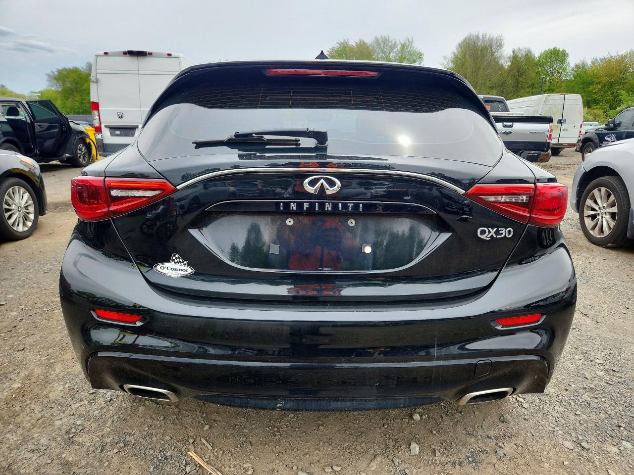INFINITI Qx Luxury