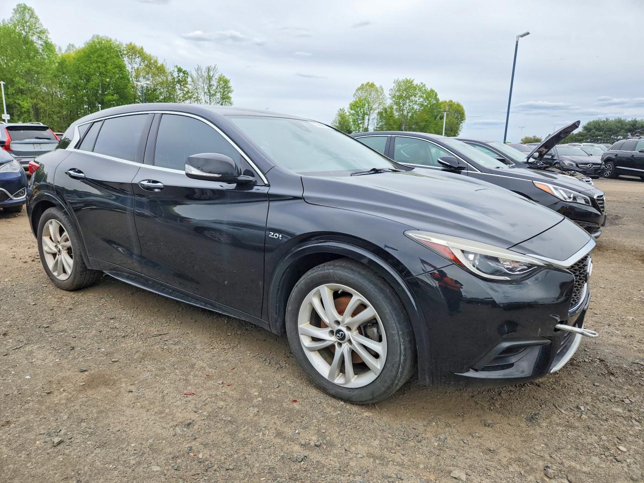 INFINITI Qx Luxury