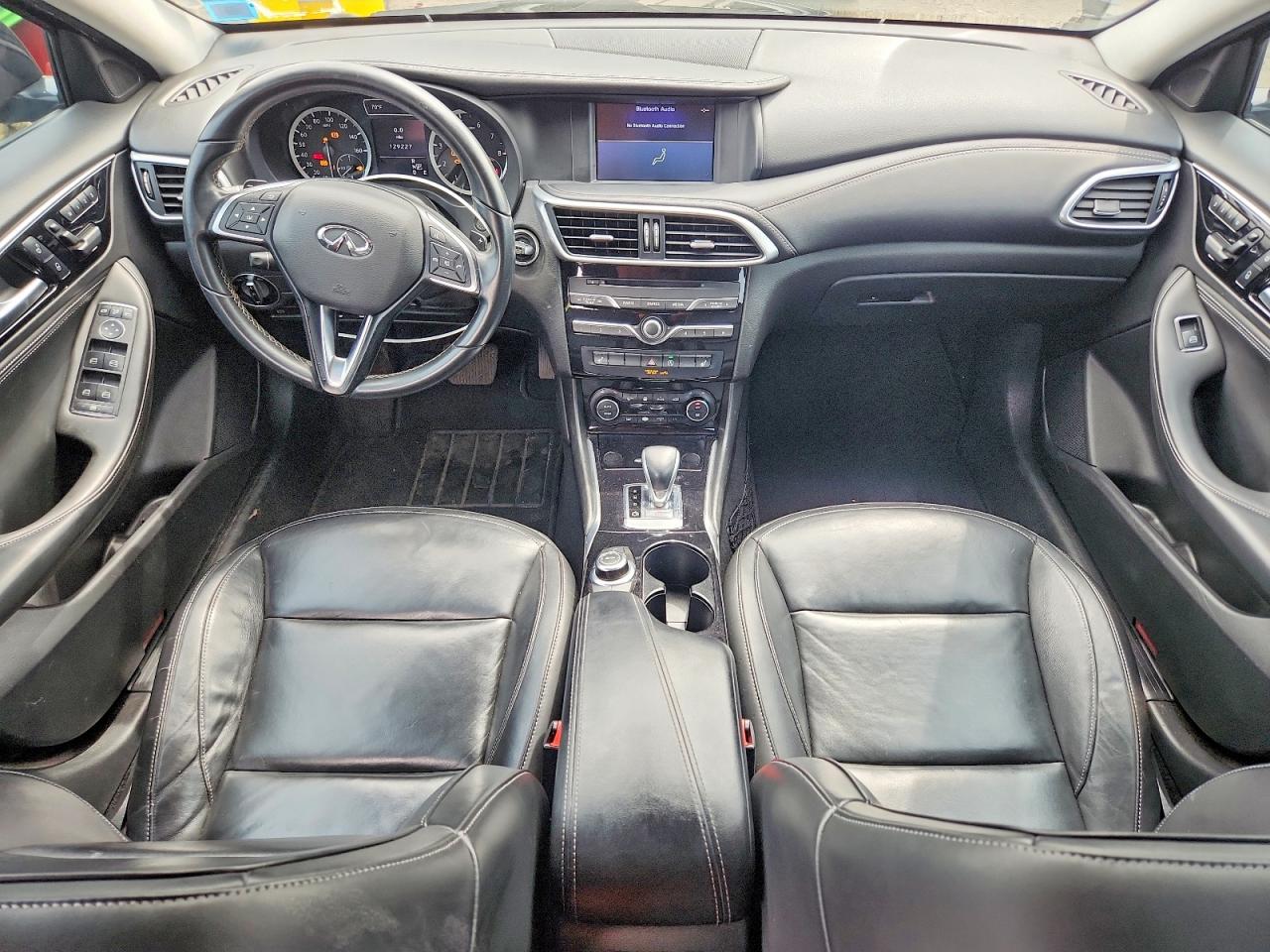 INFINITI Qx Luxury