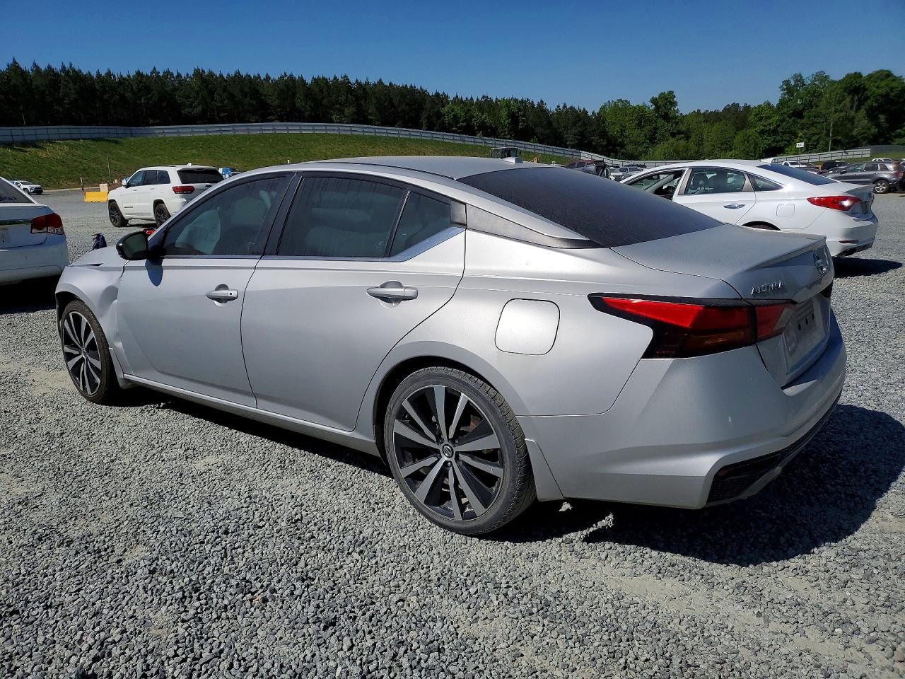 Nissan Altima Sr