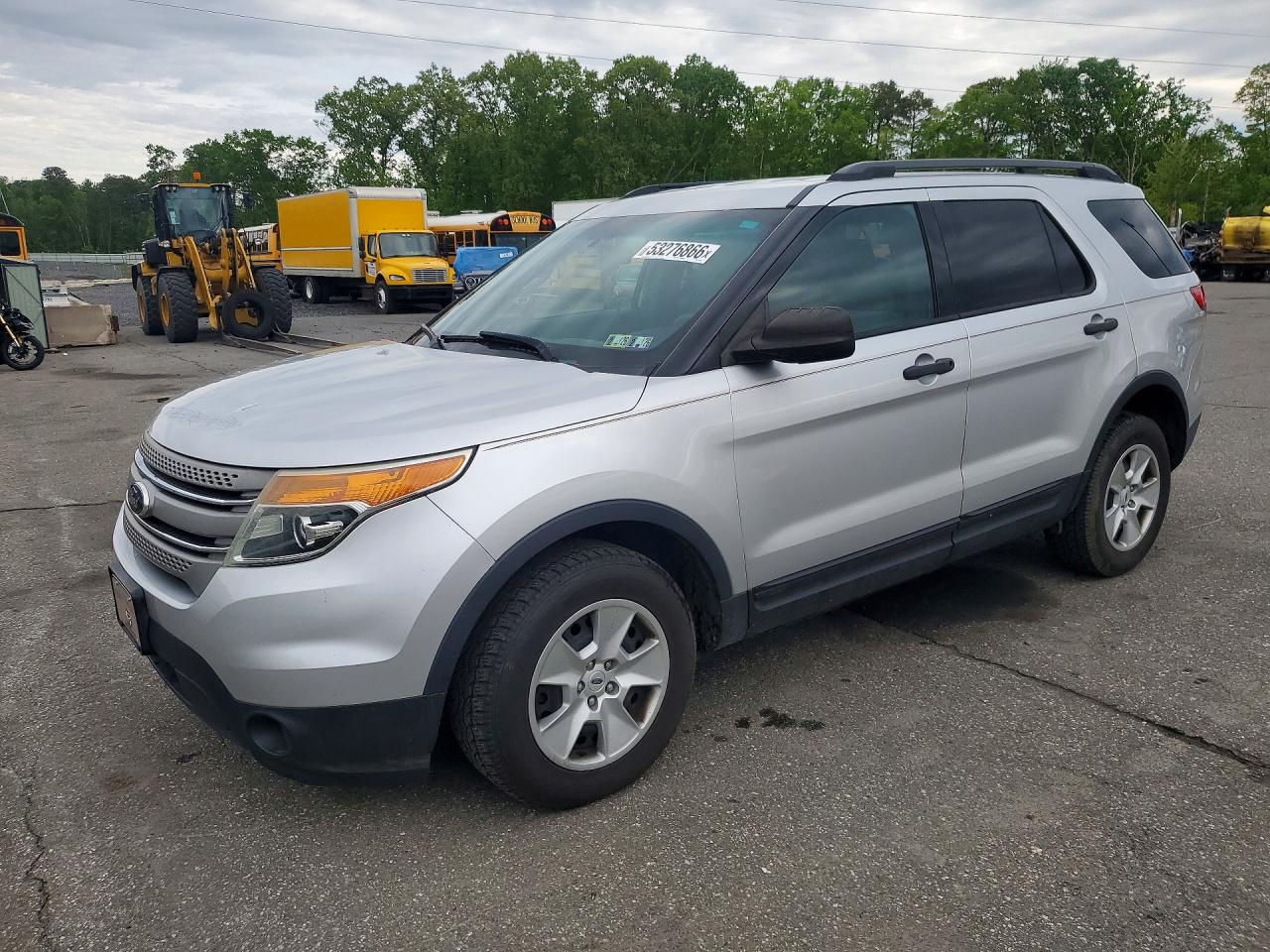 Salvage Ford Explorer Image