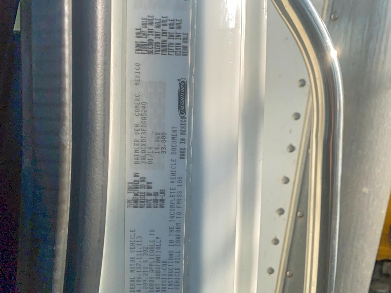 Freigliner Fld132xl