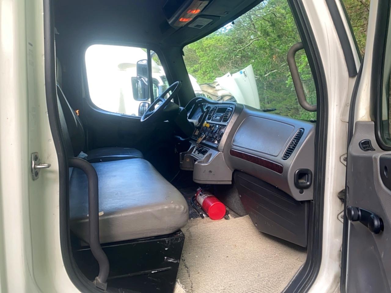 Freightliner M2 106 Medium Duty