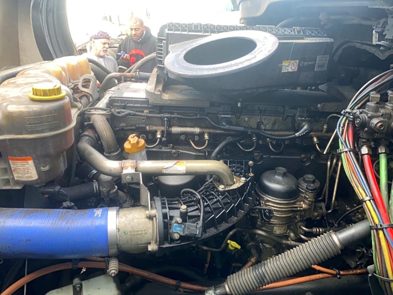 Freigliner Cascadia 126