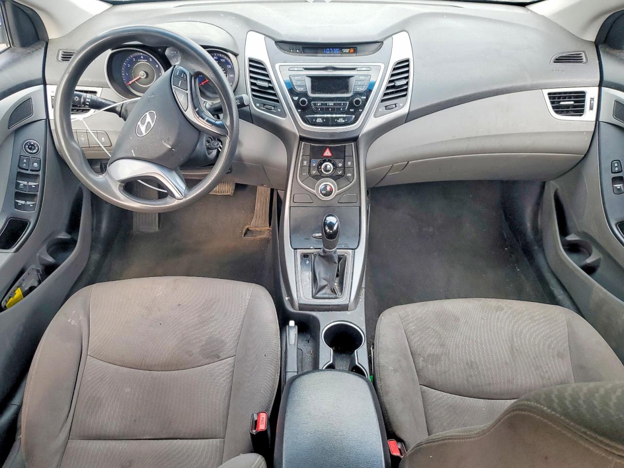 Hyundai ELANTRA Se