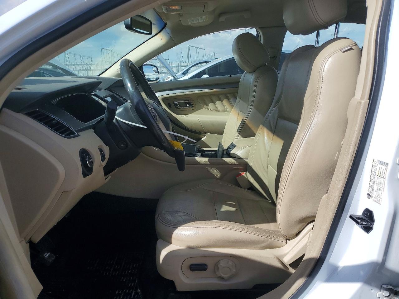Ford Taurus Sel