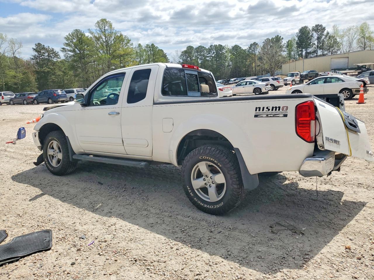 Nissan Frontier Se