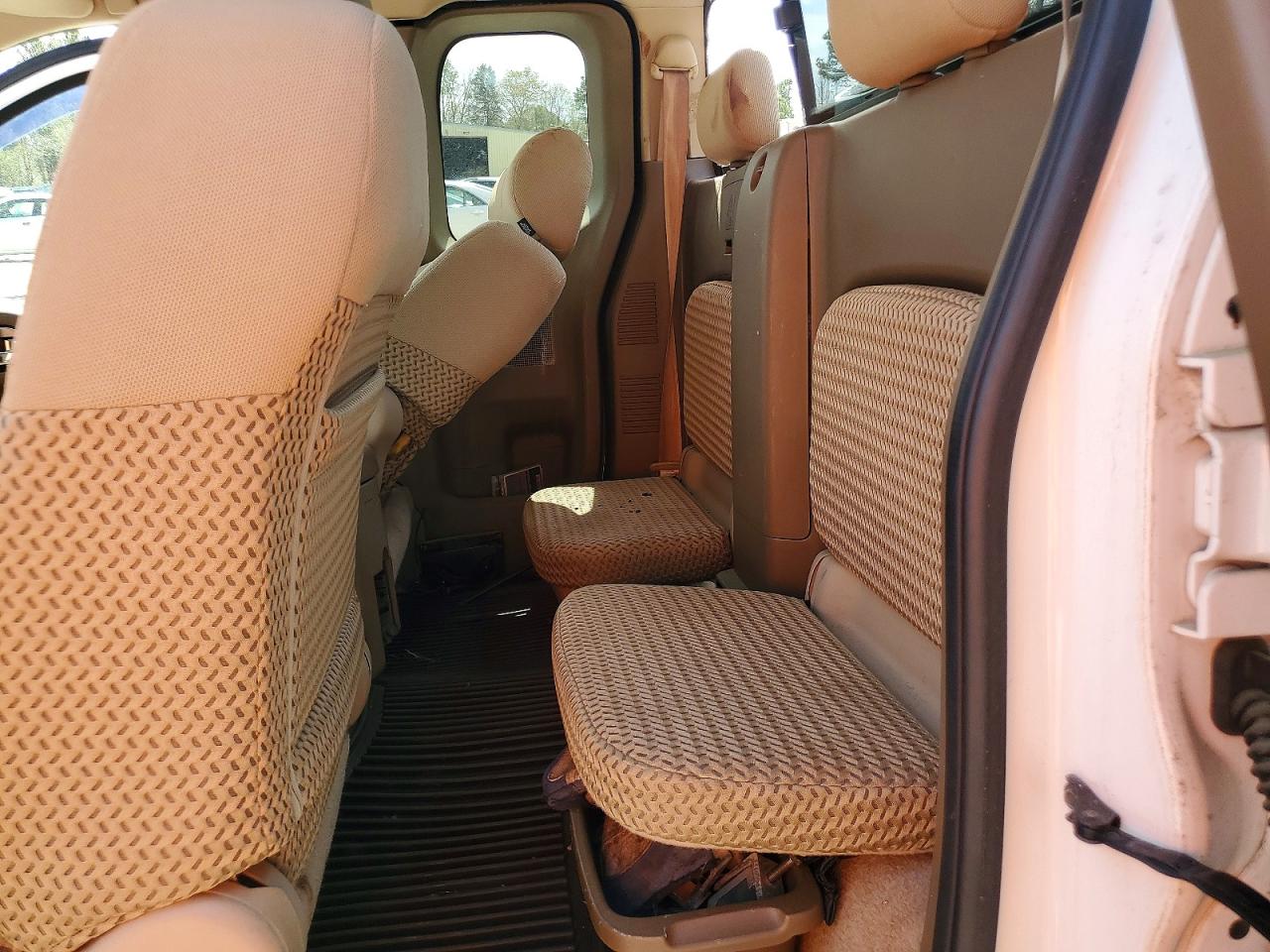 Nissan Frontier Se