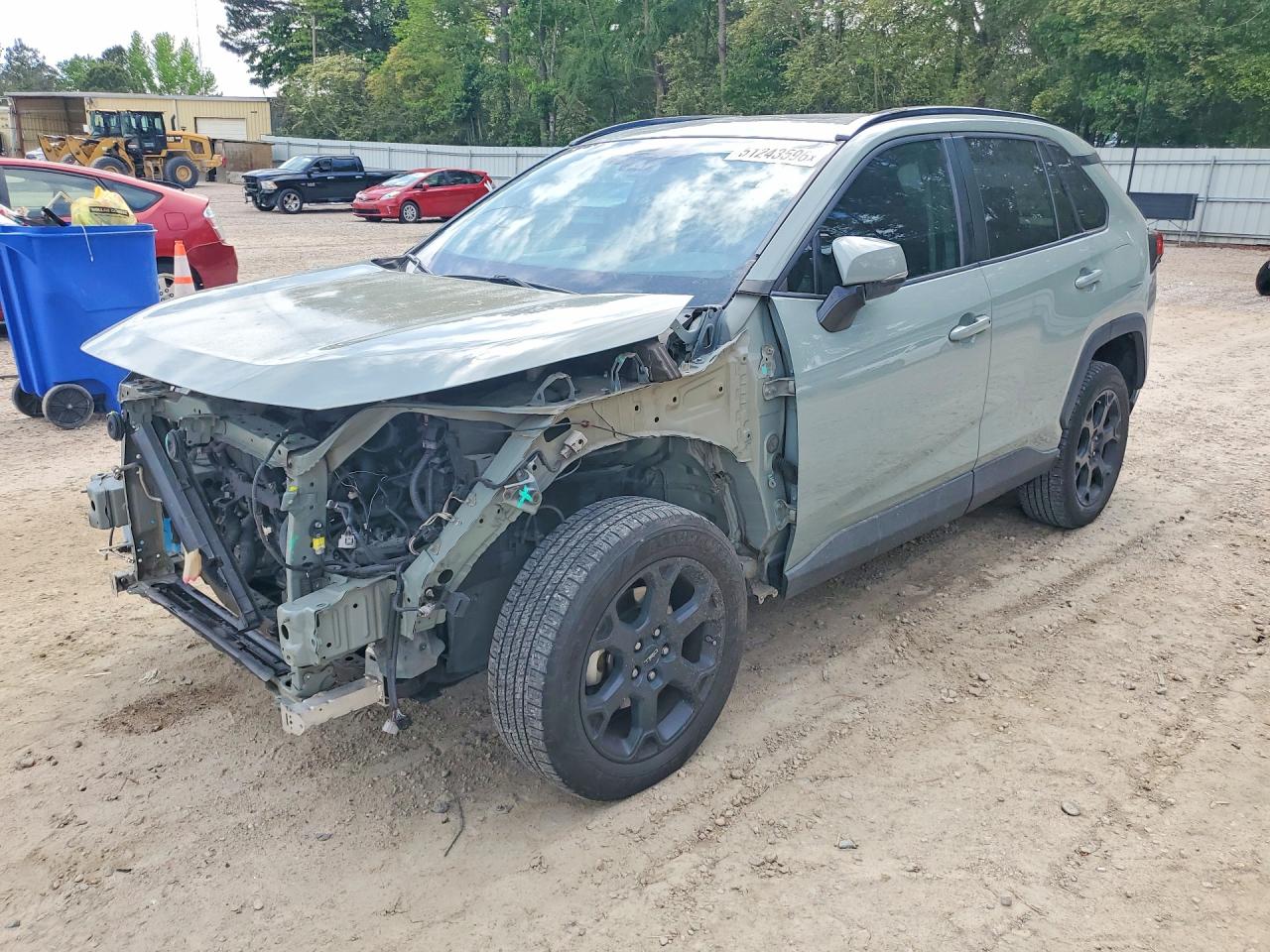 Salvage Toyota RAV4 Image