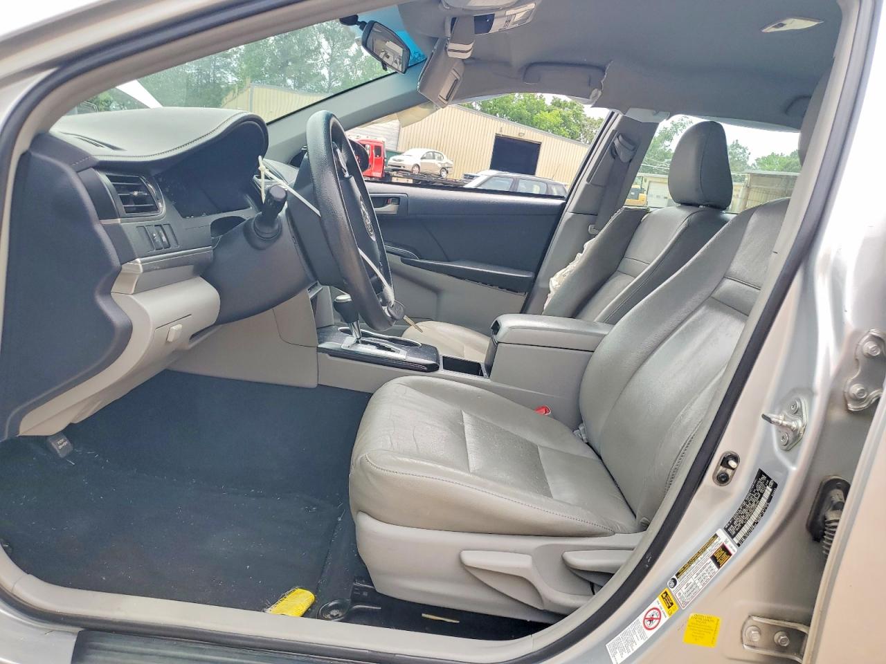 Toyota Camry L