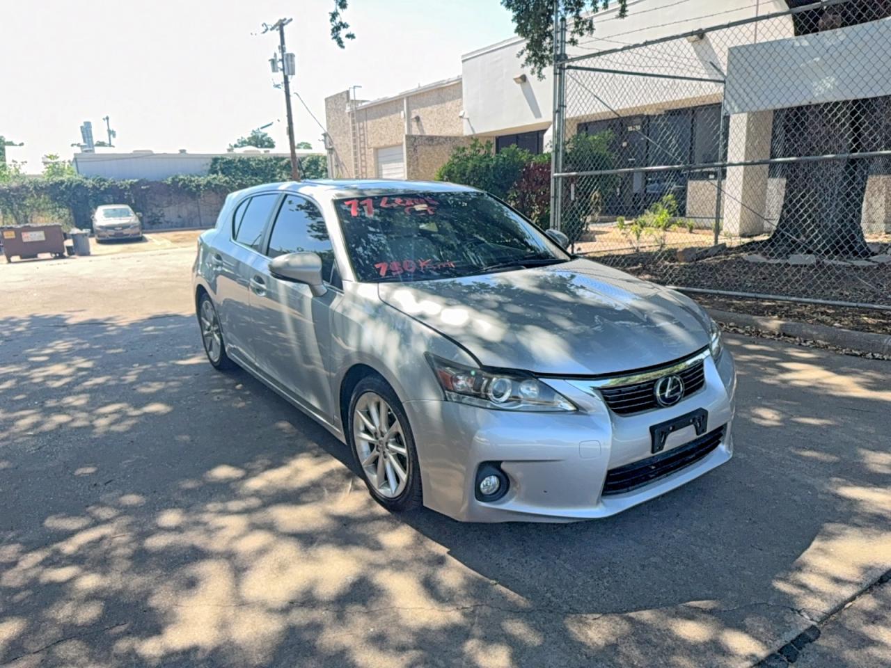 Salvage Lexus Ct Image