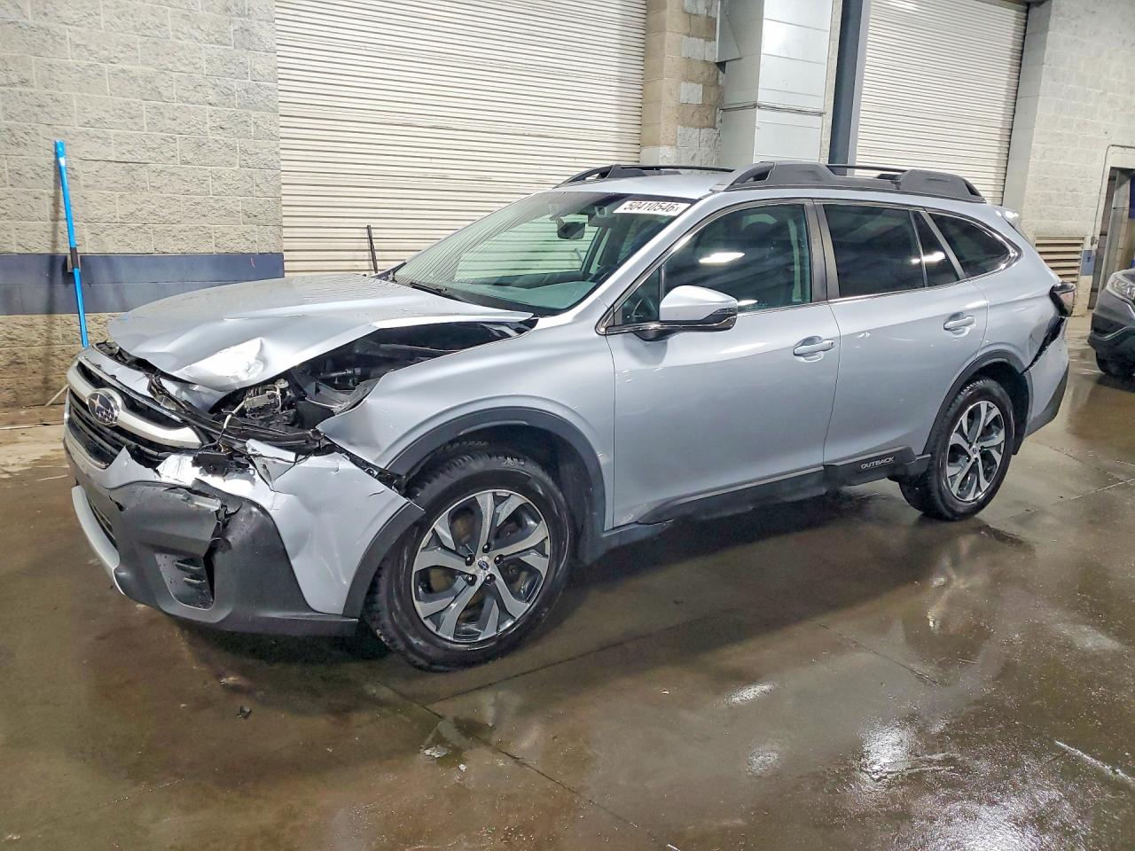 Salvage Subaru Outback Image