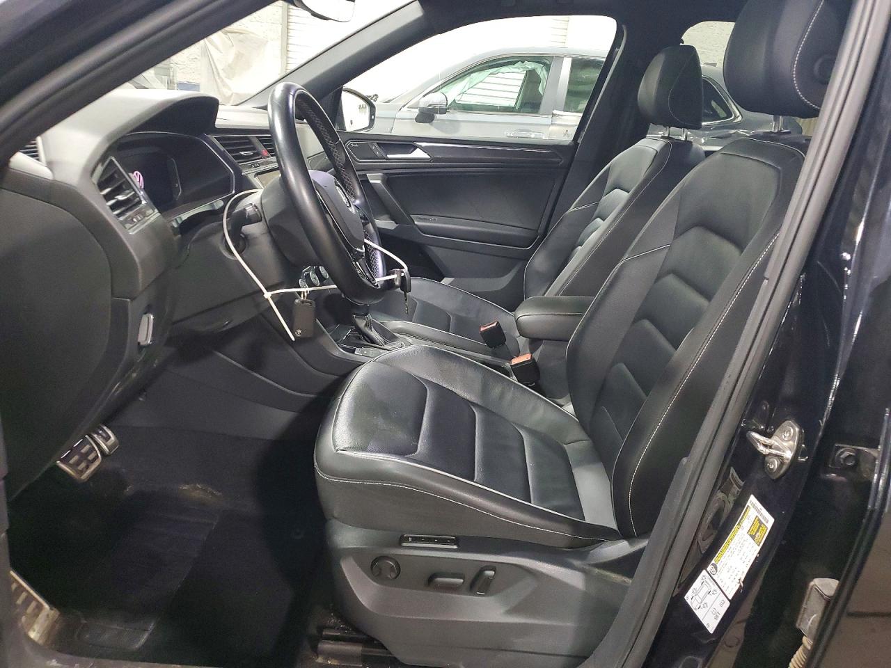 Volkswagen Tiguan Sel Premium R-line